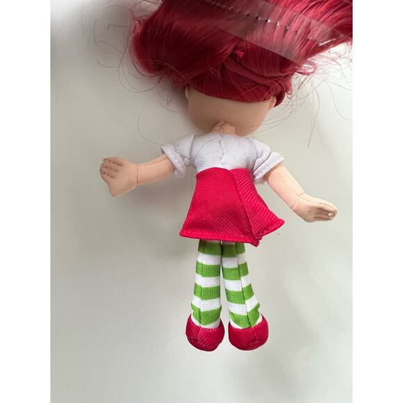 Strawberry Shortcake Soft Body Doll Hasbro 2008 6 Inch - Picture 5 of 6